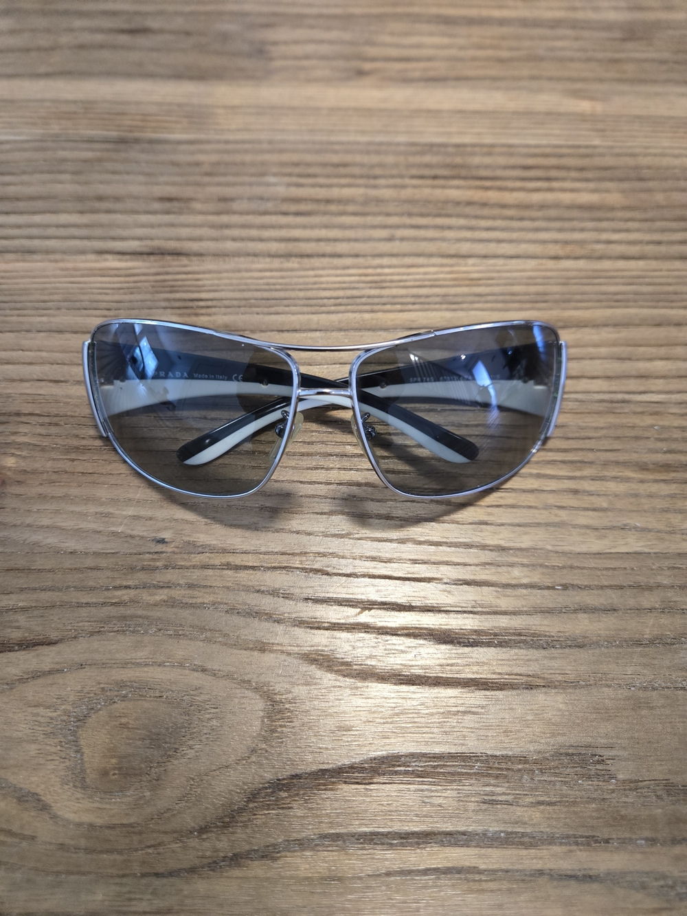 Prada Black and White Sunglasses Silver Metal Gradient - Picture 2 of 7